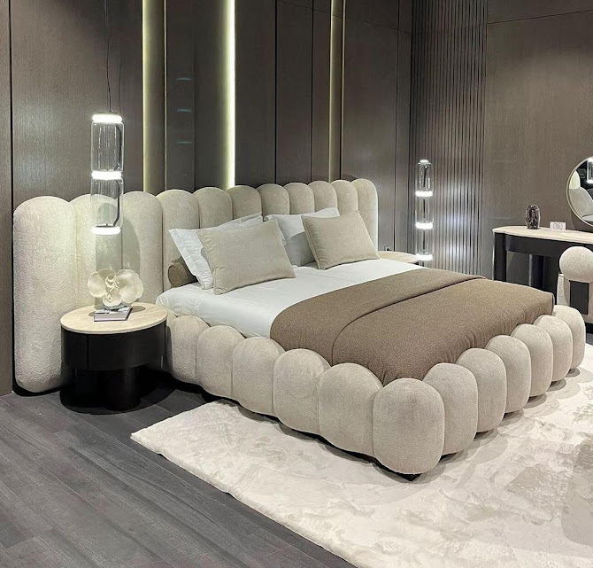 Classic Elegance Bed Set